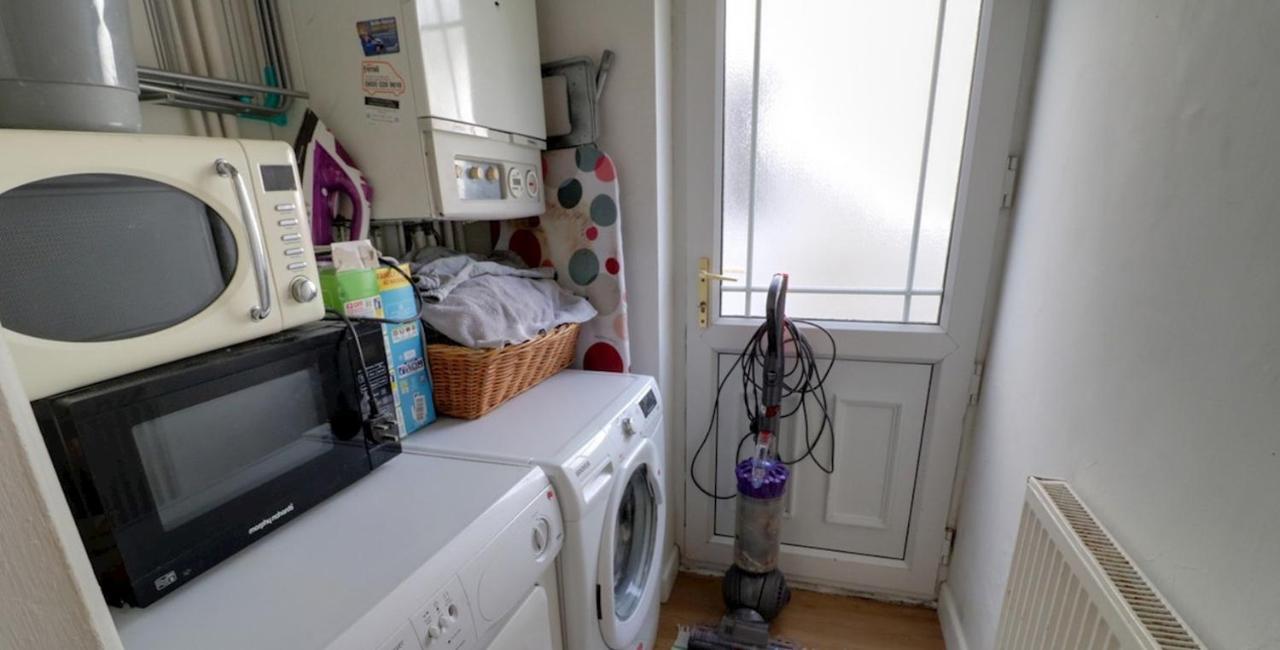 Cosy, Dog Friendly House On The Fringe Of The Brecon Beacons Villa Tredegar Esterno foto