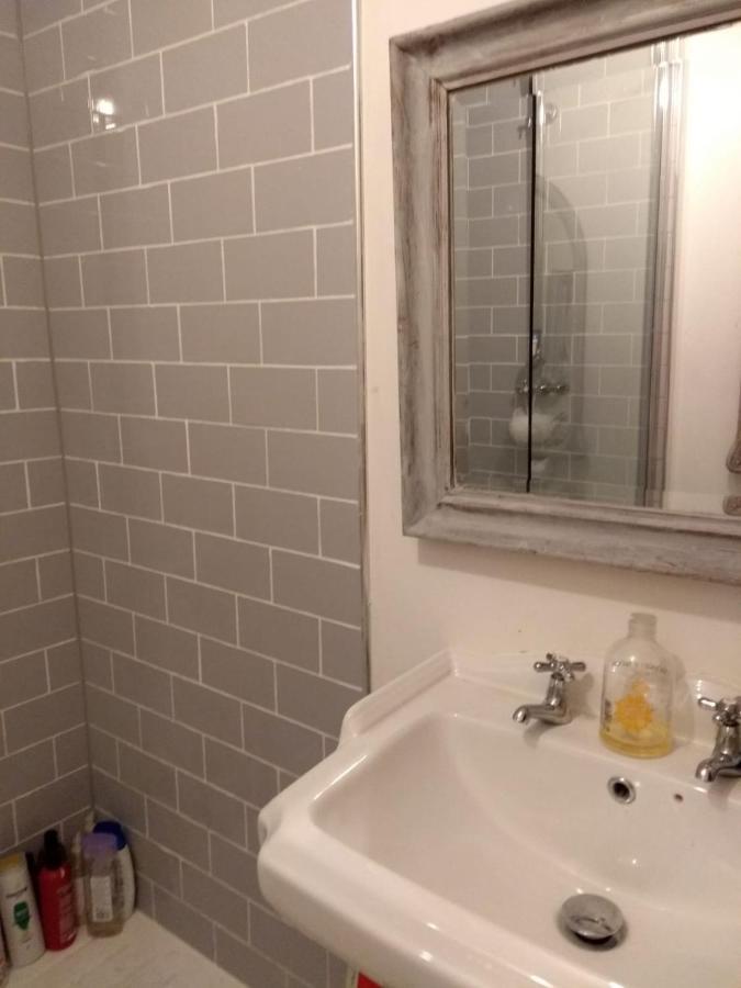 Cosy, Dog Friendly House On The Fringe Of The Brecon Beacons Villa Tredegar Esterno foto