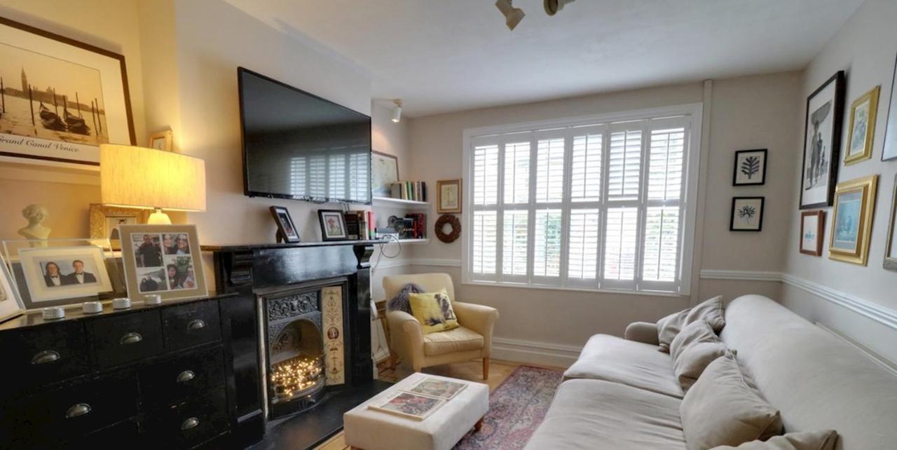 Cosy, Dog Friendly House On The Fringe Of The Brecon Beacons Villa Tredegar Esterno foto